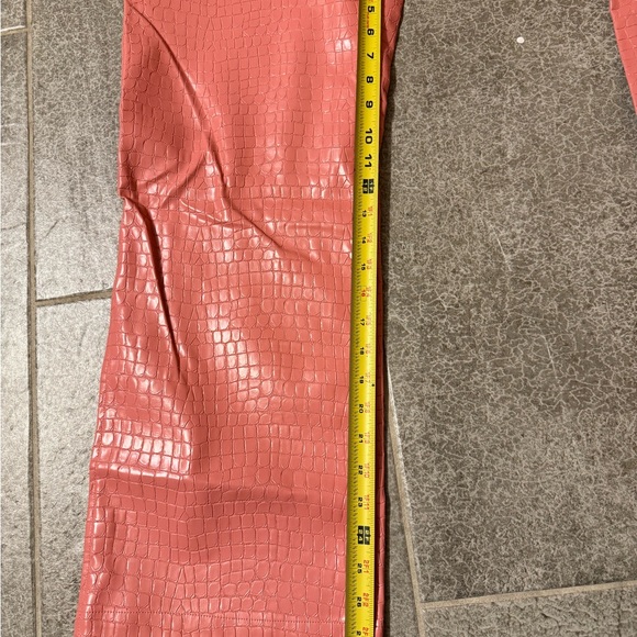 Alice + Olivia Coral Croc-Embossed Wide Leg Pants - Picture 9 of 9